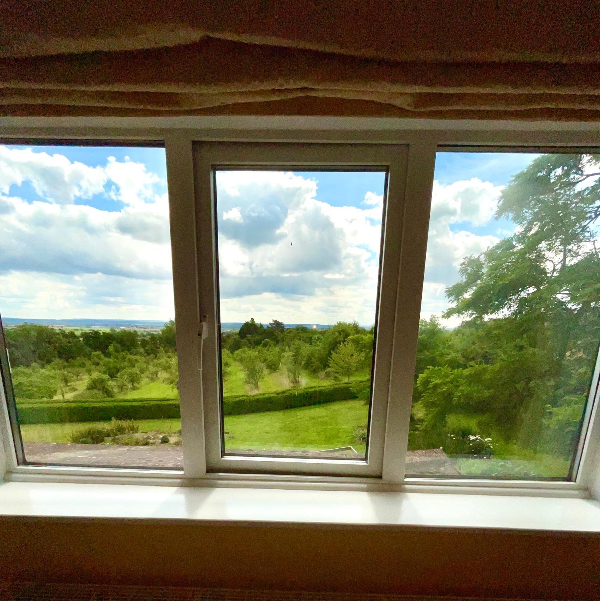 Shakespeare'S View Hotel Stratford-upon-Avon Bagian luar foto